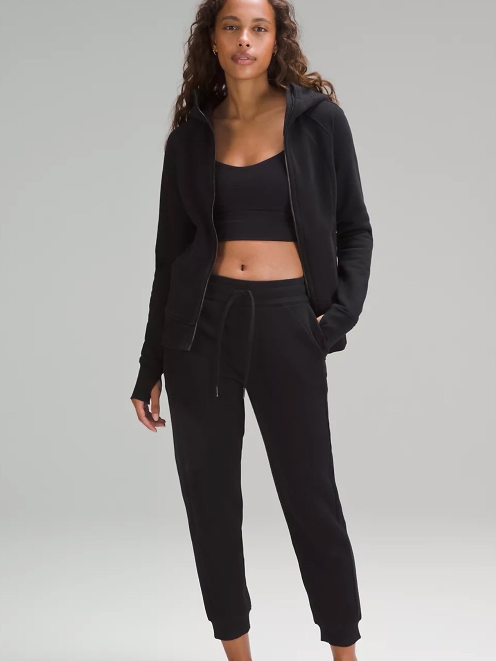 LULULEMON SCUBA JOGGERS CROP